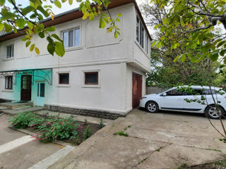 Продается двухэтажный дом в центре города Купчинь