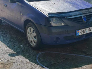 Dacia Logan foto 2