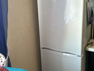 Холодильник  indesit