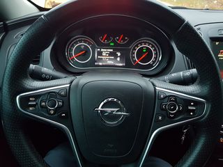 Opel Insignia foto 4