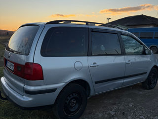 Volkswagen Sharan foto 6