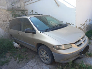 Chrysler Voyager foto 2