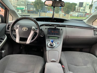 Toyota Prius foto 9