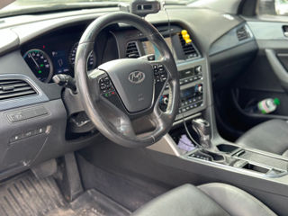 Hyundai Sonata foto 8