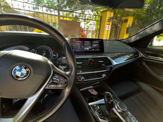 BMW 5 Series foto 3