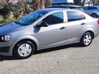 Chevrolet Aveo foto 9