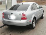 Volkswagen Passat foto 4