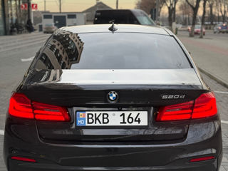 BMW 5 Series foto 5