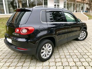 Volkswagen Tiguan foto 2