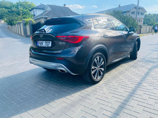 Infiniti QX30 foto 6