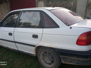 Opel Astra foto 2