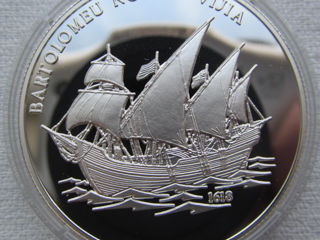 Серебряные монеты с изображением кораблей foto 7