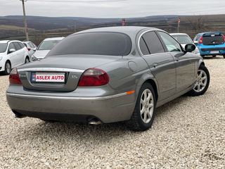 Jaguar S-Type foto 2