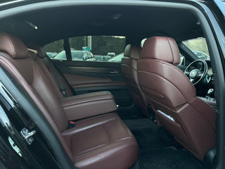 BMW 7 Series foto 17