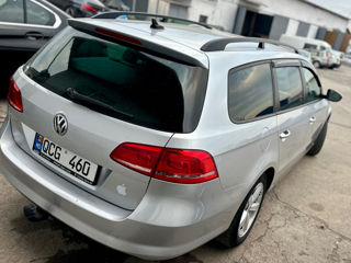 Volkswagen Passat foto 4