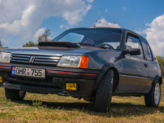 Peugeot 205