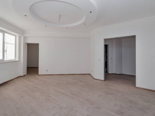 Apartament cu 2 camere, 86 m², Ciocana, Chișinău foto 5