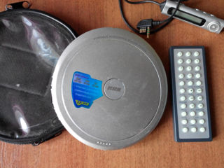 мини DVD-плеер BBK требующий мелкого ремонта,цена договорная,на сообщения не отвечаю. foto 2