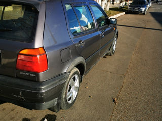 Volkswagen Golf foto 5