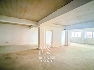 Vânzare! Comercial 154 m2! Prima linie! Ciocana, str. Ginta Latină. foto 1