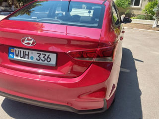 Hyundai Accent foto 5