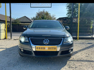 Volkswagen Passat foto 2