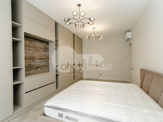 Apartament cu 3 camere, 100 m², Centru, Chișinău foto 3