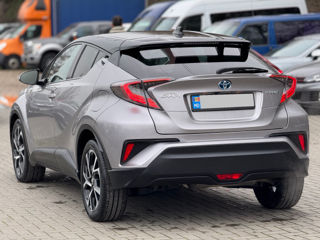 Toyota C-HR foto 5