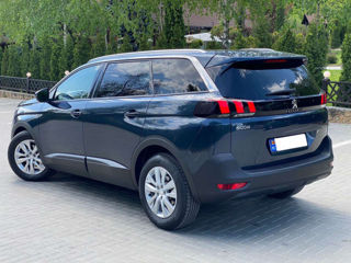 Peugeot 5008 foto 3