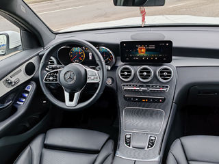 Mercedes GLC foto 17