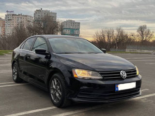 Volkswagen Jetta foto 2