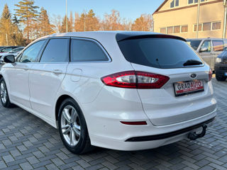 Ford Mondeo foto 5