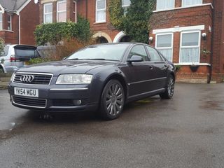 Audi A8 foto 2