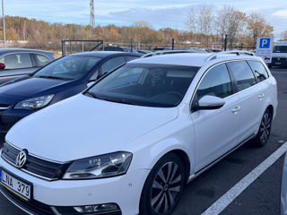 Volkswagen Passat foto 3