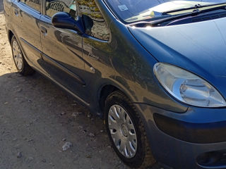 Citroen Xsara Picasso foto 2