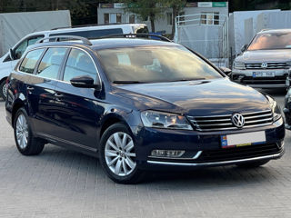 Volkswagen Passat foto 4