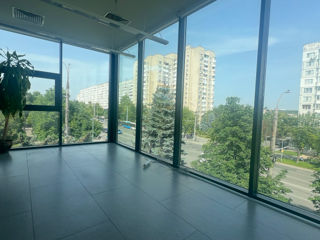 Chirie spatiu comercial/oficiu, bd. Moscova, 90 m2, (de la proprietar) prima linie