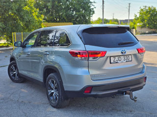 Toyota Highlander foto 4