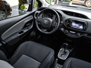 Toyota Yaris foto 11