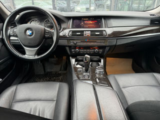 BMW 5 Series foto 9