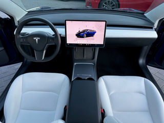 Tesla Model 3 foto 9