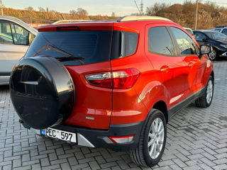 Ford EcoSport foto 4