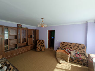 De vinzare casa in cimislia  foto 1