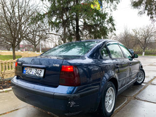 Volkswagen Passat foto 8