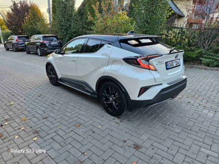 Toyota C-HR foto 5