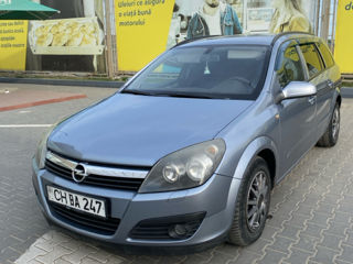 Opel Astra foto 1