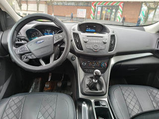 Ford Kuga foto 7