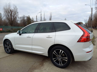 Volvo XC60 foto 6