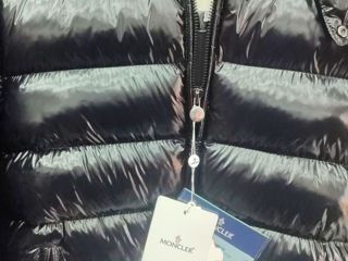 moncler foto 4