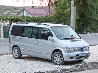 Mercedes V-Class foto 2